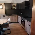Apartment Haus Vanessa Kerschdorf (Noetsch im Gailtal)