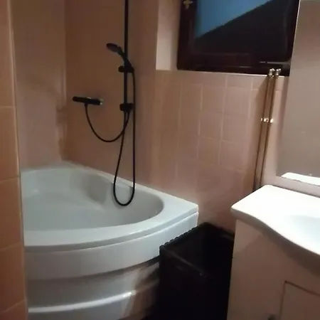 Apartmán Haus Vanessa Kerschdorf (Noetsch im Gailtal)
