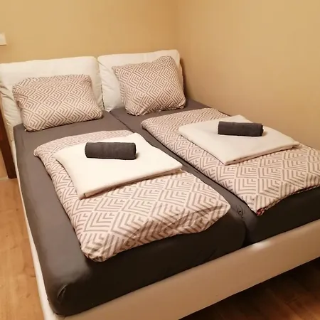 Haus Vanessa Lejlighed Kerschdorf (Noetsch im Gailtal)